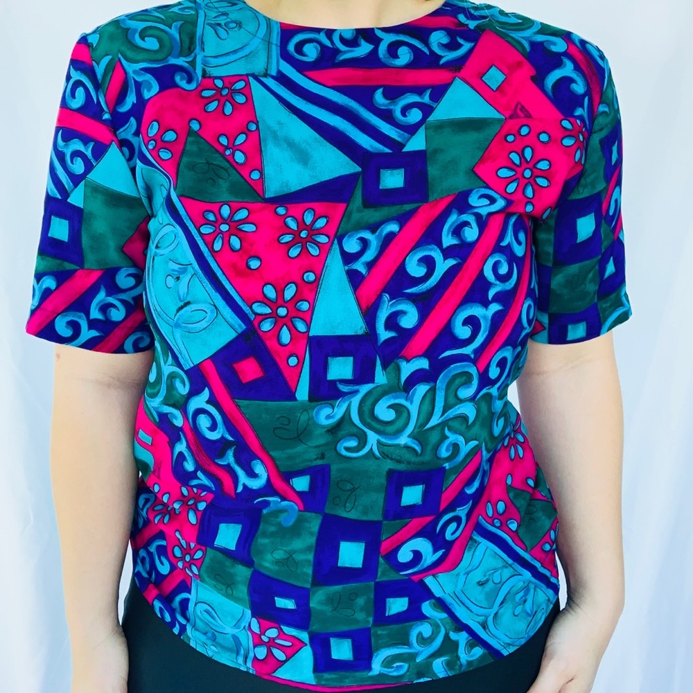 Renaissance Geometric Top